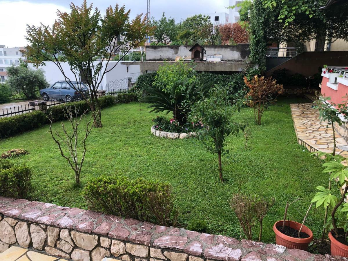 Apartments Adrian Ulcinj Exterior foto